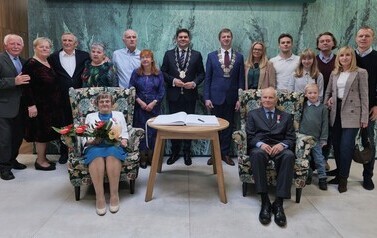 P1814710