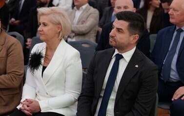P1847042