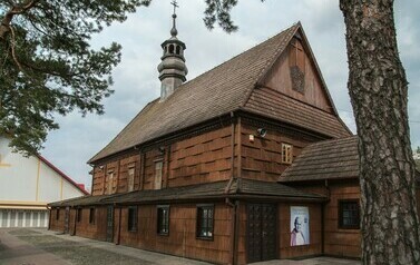 Drewniany kościół pw. św. Floriana z 1802 r.