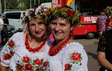 Festiwal Polska od Kuchni 2024 (na zdjęciu znajdują się dwie kobiety)