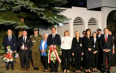 85. rocznica agresji ZSRS na Polskę (na zdjęciu znajduje się grupa os&oacute;b)