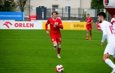 Turniej kwalifikacyjny U19 UEFA (na zdjęciu znajduje się piłkarz)