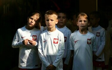 Turniej kwalifikacyjny U19 UEFA (na zdjęciu znajdują się dzieci)