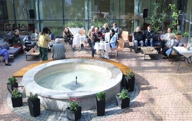 Inauguracja patio spotkanie poetyckie