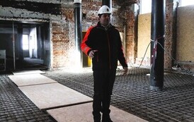 P4555843