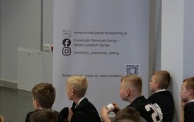 P1540367