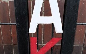 P1573679