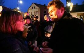 Wigilia Miejska i przekazanie Betlejemskiego Światła Pokoju 17