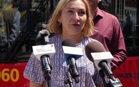 P4866373