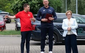 P1640871