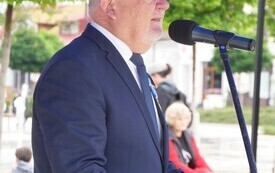 P4977309