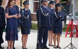 P4966978