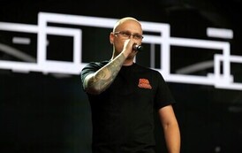 P1676211