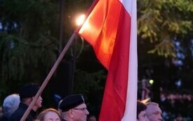 P1744117