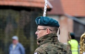 P1744900