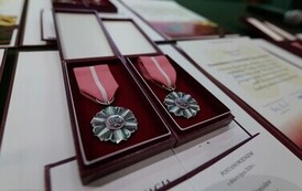 P1755513