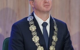 P1766593