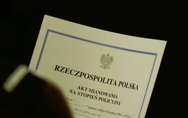 Święto Policji Stalowa Wola 2024 (na zdjęciu znajduje się kartka)