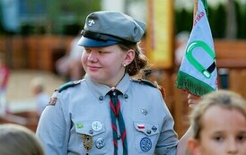 Otwarcie Ogrodu Zucha (na zdjęciu widoczna jest harcerka)