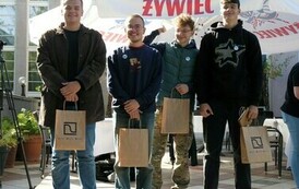 &bdquo;MODERNIZM TALKING&rdquo; (na zdjęciu znajduje grupa os&oacute;b)