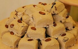 Festiwal Czekolady i słodkości w Stalowej Wol (na zdjęciu znajdują się słodkości)