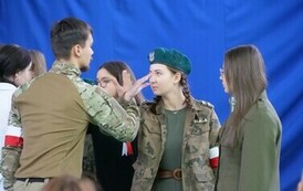 Młodzież pamięta o Ojczyźnie i wartościach patriotycznych 22