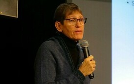 P3877177