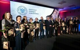 Grand Prix prezesa IPN dr Karola Nawrockiego dla filmu &quot;Kryptonim KOŚCI&Oacute;Ł&quot; 4