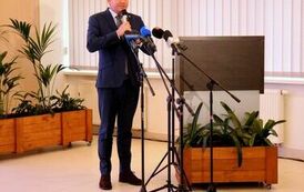 Największa inwestycja MZK z dofinansowaniem (na zdjęciu znajduje się mężczyzna)