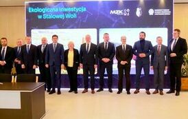 Największa inwestycja MZK z dofinansowaniem (na zdjęciu znajduje się grupa os&oacute;b)