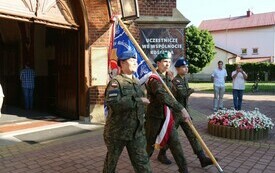 P4266339