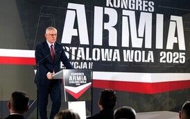 P1357836