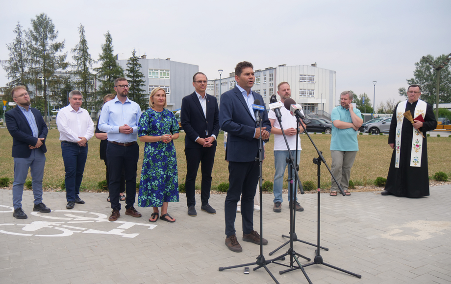 Zdjęcie do Osiedle Poręby przeszło wielką metamorfozę  