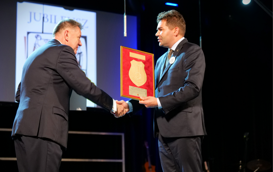 Zdjęcie do Gdy historia przemawia dźwiękiem, a tradycja rozbrzmiewa dumą...