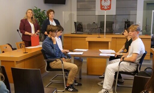 Zdjęcie do Kulisy wymiaru sprawiedliwości - Noc Otwartych Sąd&oacute;w w Stalowej Woli 