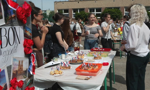 Zdjęcie do (VIDEO) Piknik "Rozsmakuj się z SLO"