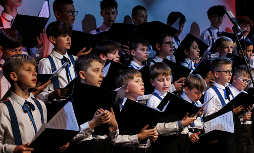 Zdjęcie do P&oacute;ł wieku muzycznej historii. Jubileusz 50-lecia Ch&oacute;ru Chłopięcego &bdquo;Cantus&rdquo;