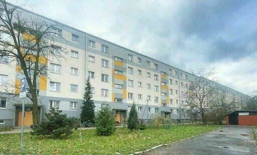 Ogłoszenie przetargu na zagospodarowanie terenu przyblokowego przy ul. Siedlanowskiego 2